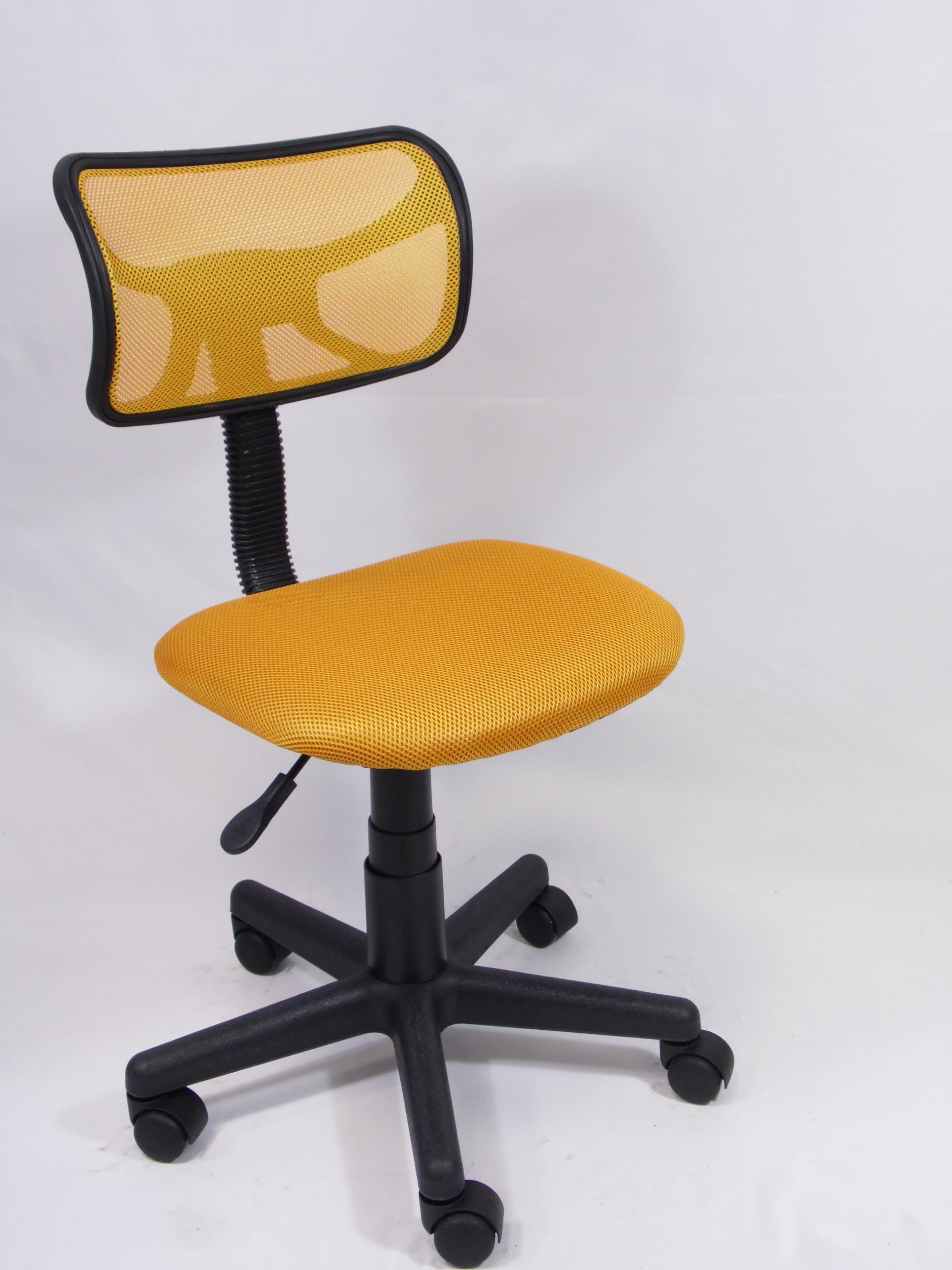 sedie per pc dimensioni: h max 83cm x d 55cm, h sedile 45cm x d sedile 44cm; Materiale: plastica e tessuto color giallo