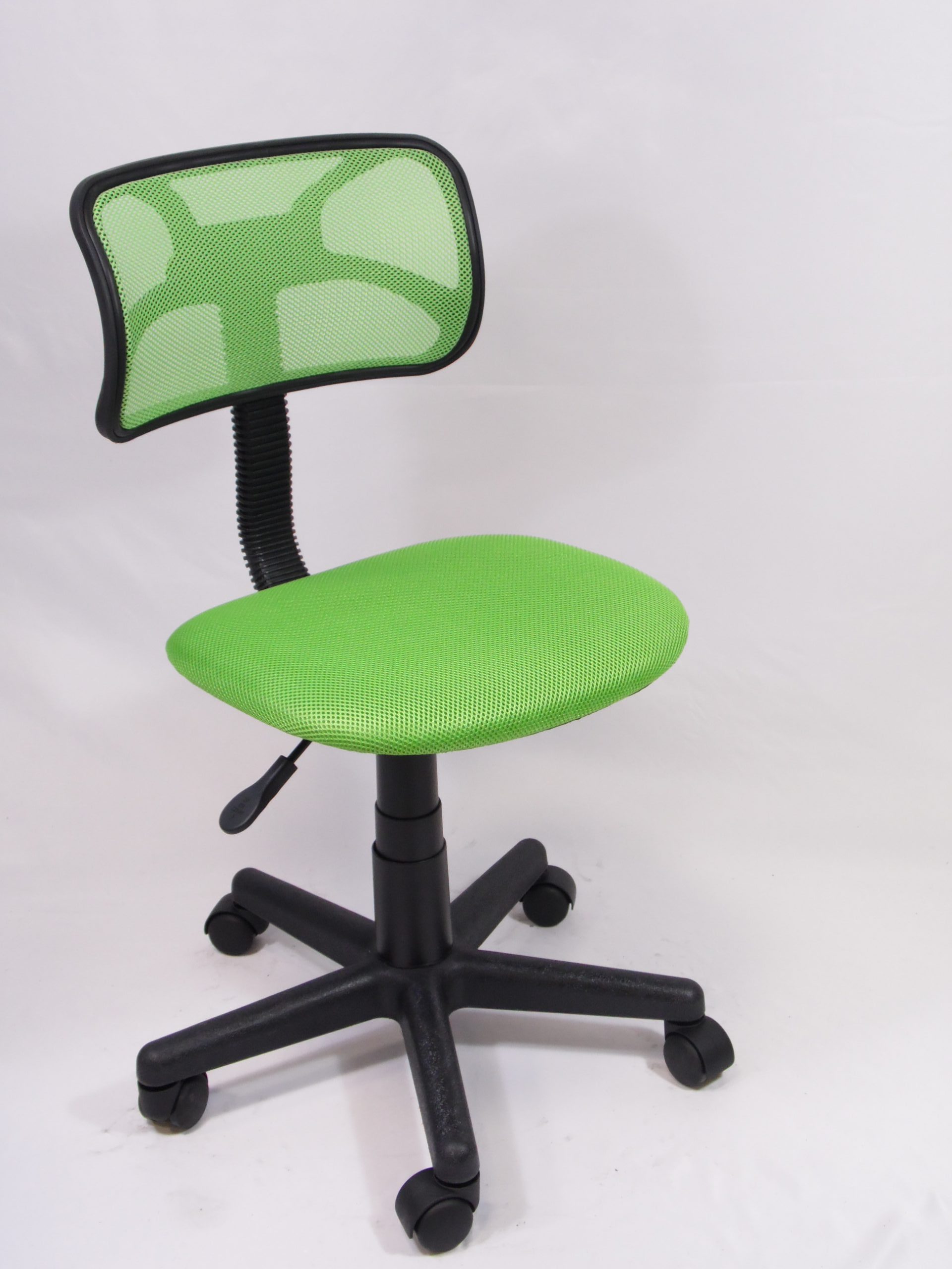 sedie per pc dimensioni: h max 83cm x d 55cm, h sedile 45cm x d sedile 44cm; Materiale: plastica e tessuto color verde